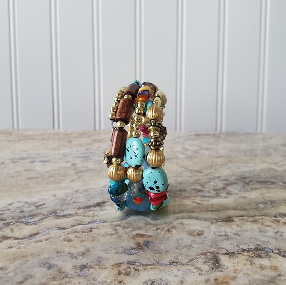 Winding Multi-Bead Bracelet - Picture 5 of 9